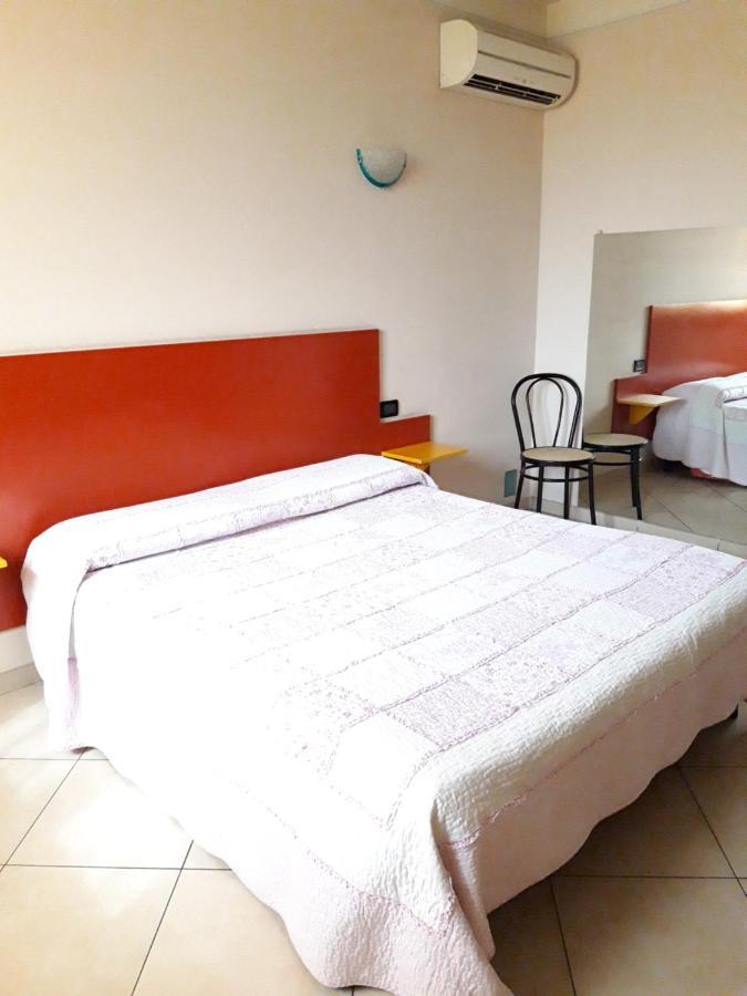 Affittacamere Cigole Exterior foto